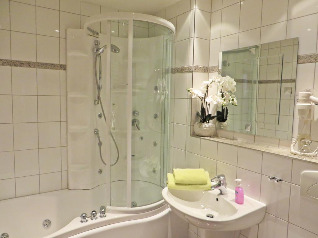 Hotel Roseneck Hagenow Ruang foto
